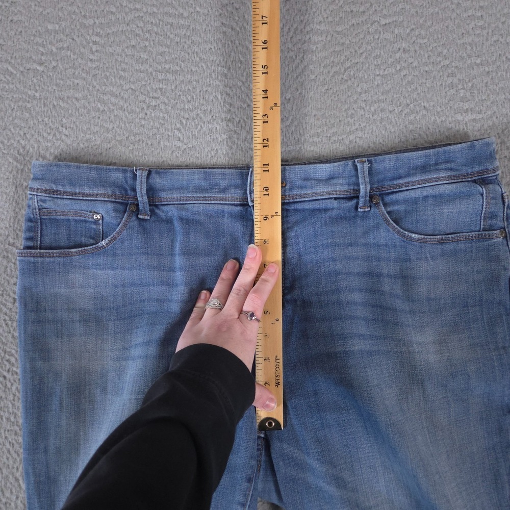 Chicos Jeans Womens 3R Blue So Slimming Girlfriend Crop Medium Wash Denim US 14R - Picture 4 of 12